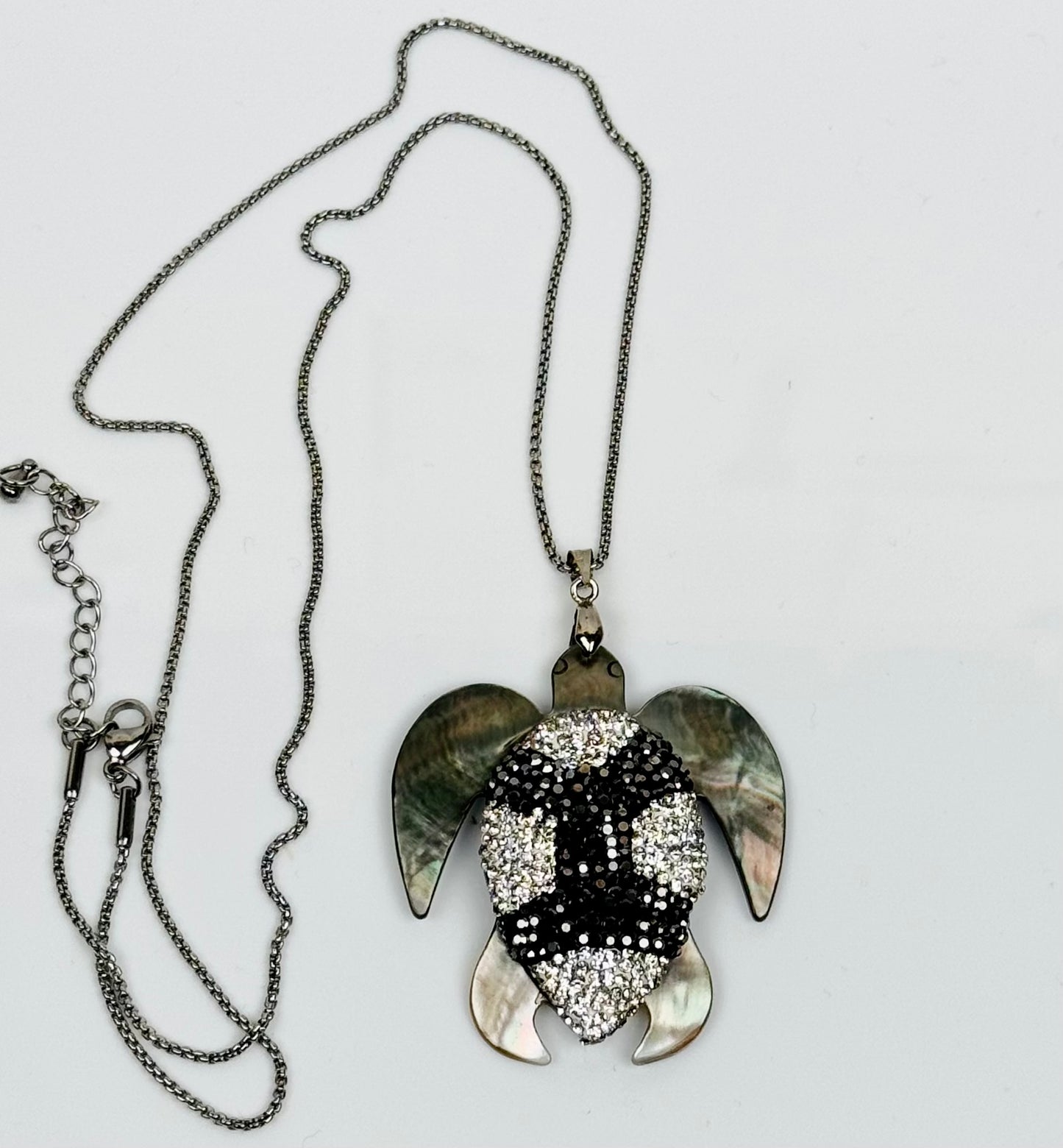 Collier Tortue en Nacre Abalone