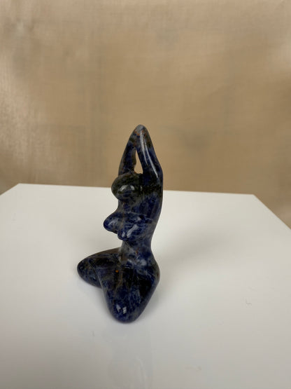 STATUE DE MÉDITATION EN LAPIS LAZULI